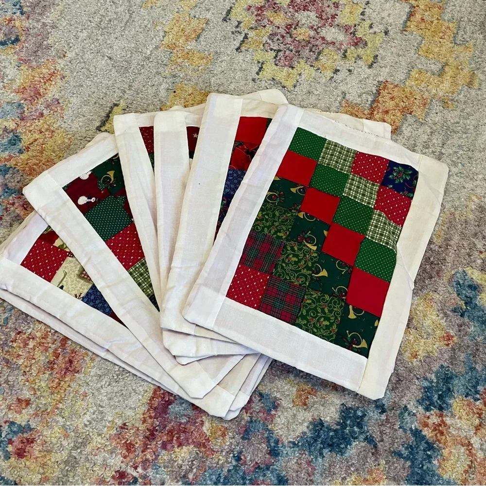 Vintage handmade holiday quilted square pattern placemats set of 8 13.5” x 10”